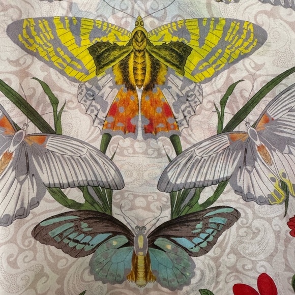 JONNY WAS silk REVERSIBLE kimono, butterflies, floral. Beading on trim - Picture 8 of 15